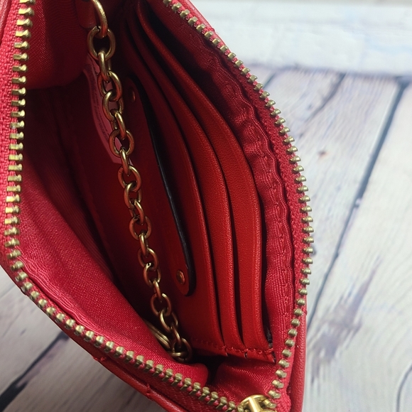 Banana Republic red wallet - Picture 6 of 7